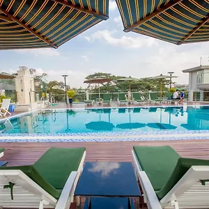4* Отель Prestige Residences At Golden Valley By Grand United Hospitality